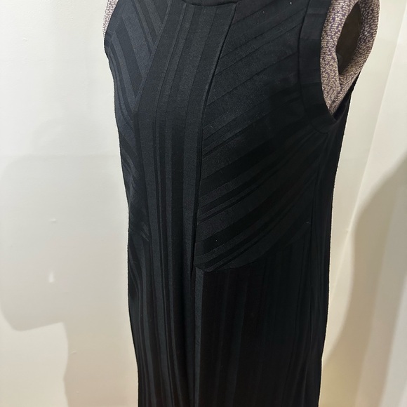 GAP Black Ribbed Mini Dress - Picture 4 of 7